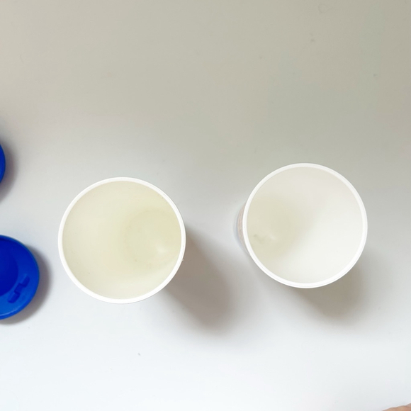 Two Tupperware Disney Tumbler Cups w/ Lids Mickey Mouse & Donald Duck Blue 16 oz - Picture 11 of 12